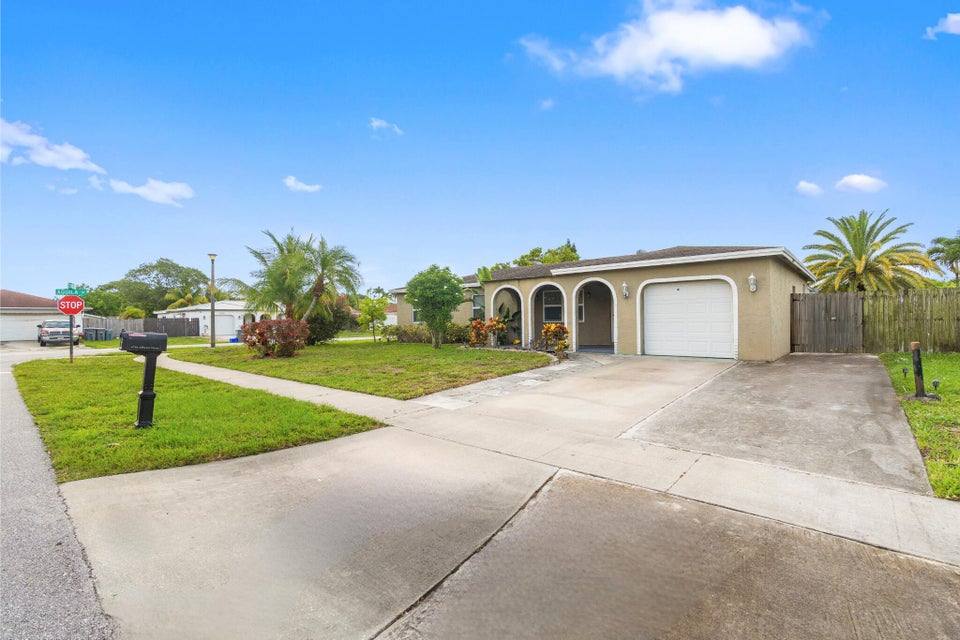 House for rent at 4784 Alfresco St, Boca Raton, FL 33428