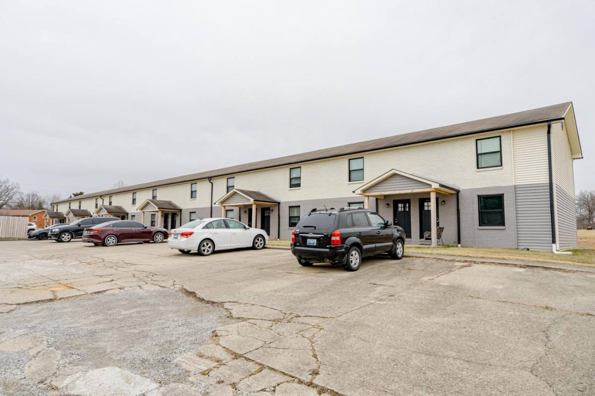 Townhouse for rent at 311 Atcher St #1, Radcliff, KY 40160