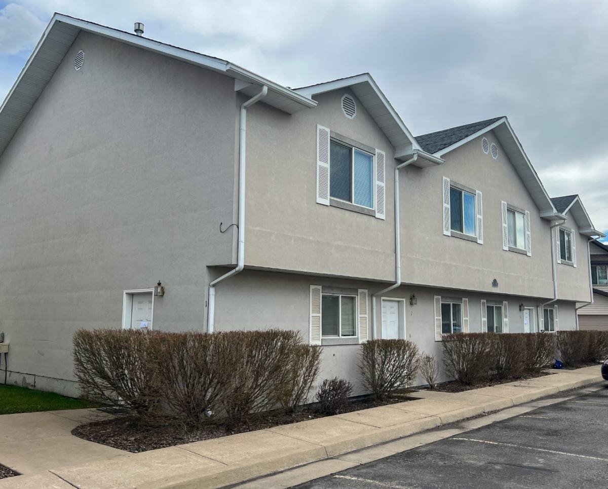 Townhouse for rent at 12 Fairway Lane #1, Logan, UT 84321