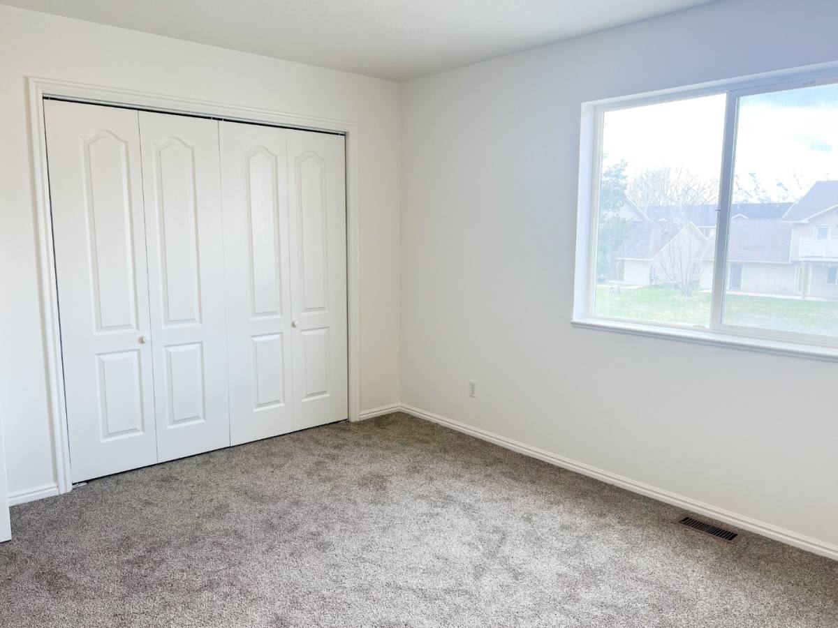 Townhouse for rent at 12 Fairway Lane #1, Logan, UT 84321