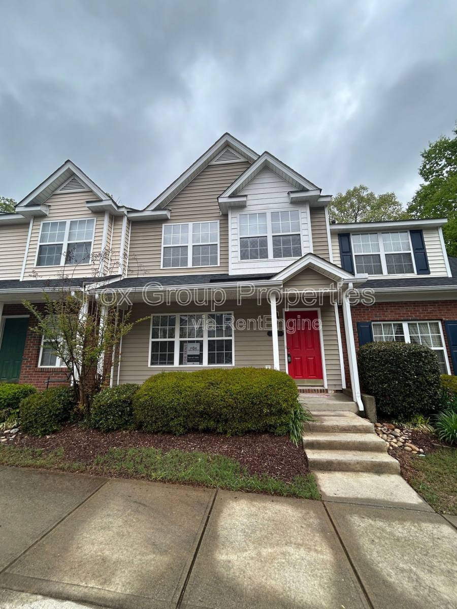 Townhouse for rent at 109 Navigator Court, Mooresville, NC 28117