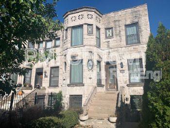 Apartment for rent at 1114 E 62nd St #1, Chicago, IL 60637