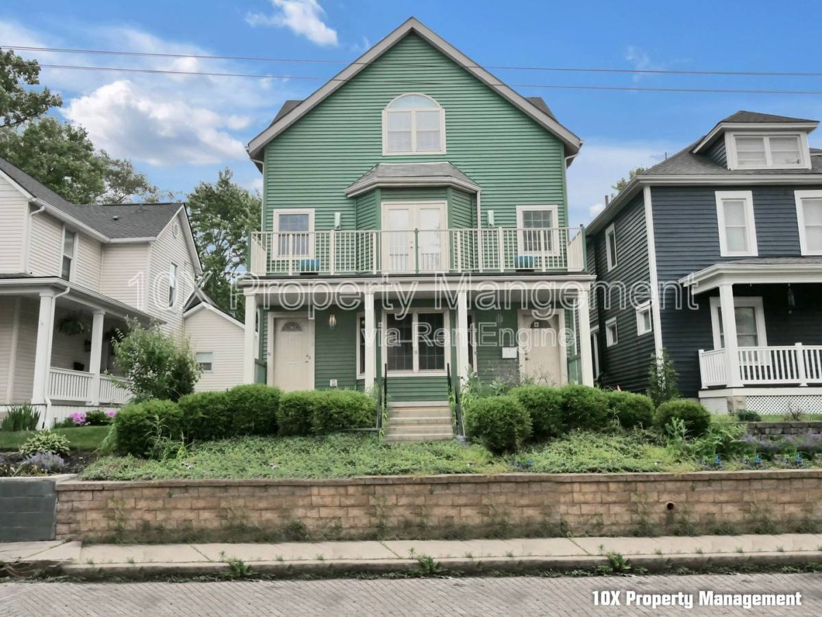 Apartment for rent at 1006 Oregon Ave, Columbus, OH 43201