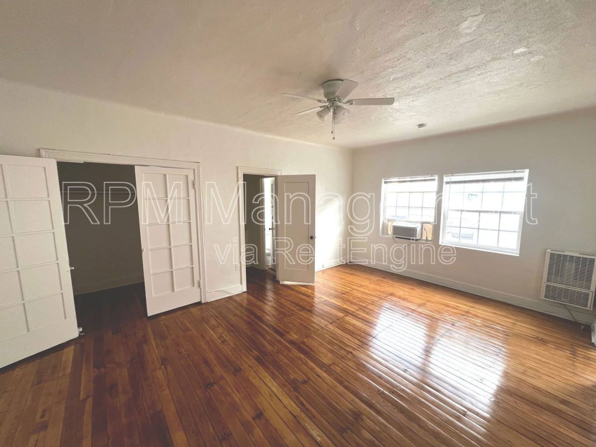 Apartment for rent at 1740 Winona Blvd #108, Los Angeles, CA 90027