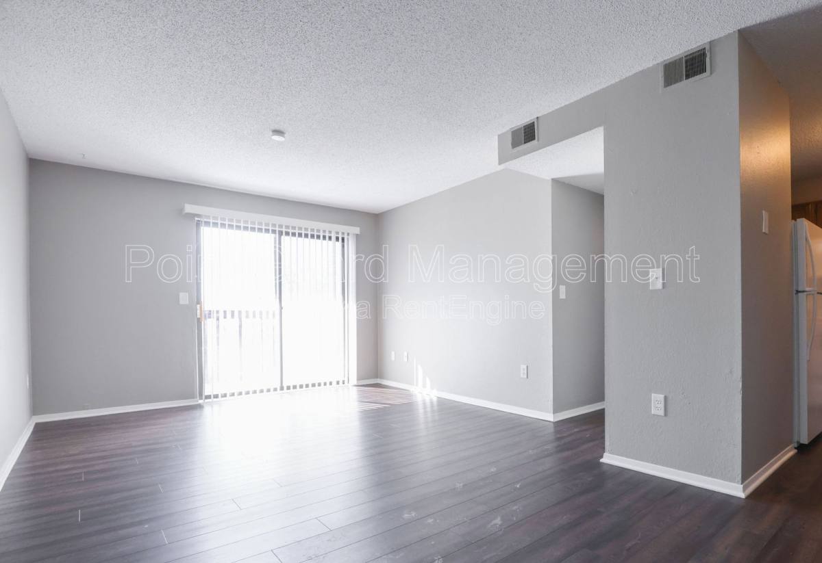 Apartment for rent at 107 W Gold Coast Rd #38, Papillion, NE 68046