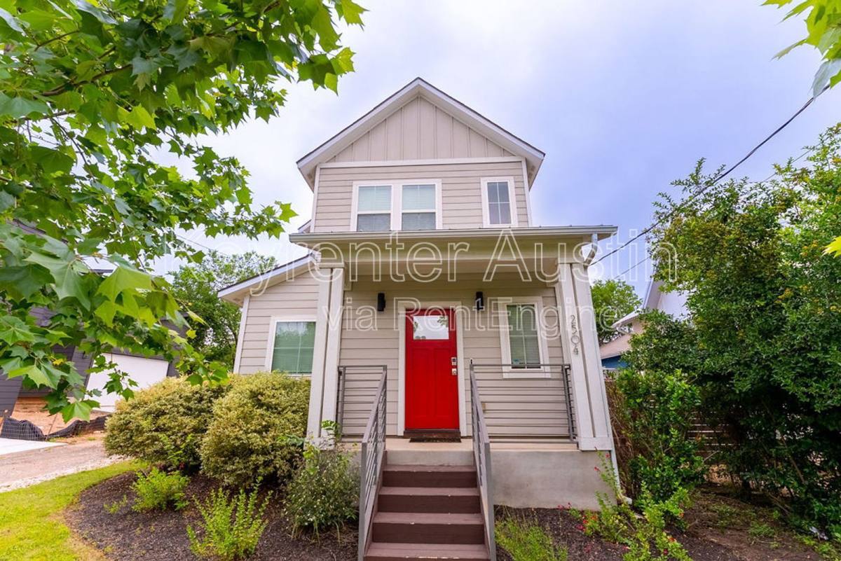 House for rent at 2504 E 13th St, Austin, TX 78702