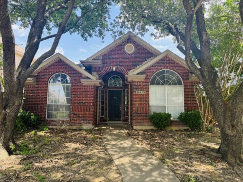 House for rent at 6513 White Oak Dr, Rowlett, TX 75089