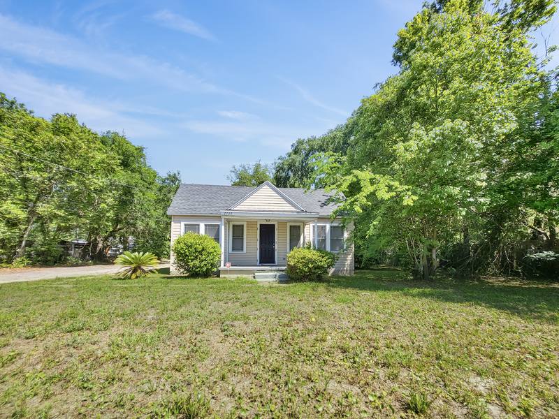 House for rent at 7739 Hammond Blvd, Jacksonville, FL 32220