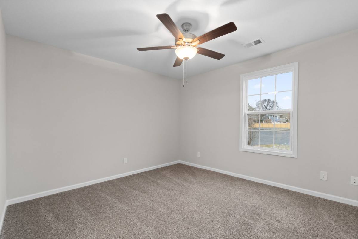 Apartment for rent at 335 Greenwood Ave, Clarksville, TN 37040