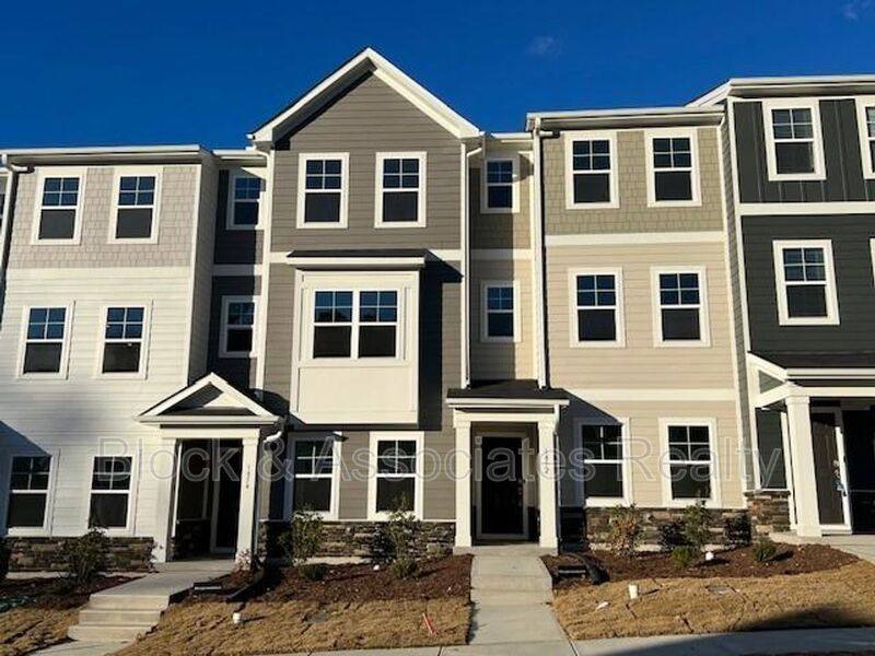 Townhouse for rent at 1854 Woodall Crest Dr, Apex, NC 27502