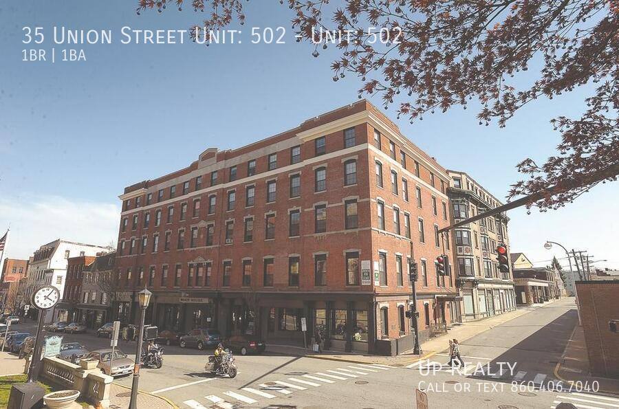Apartment for rent at 35 Union St, New London, CT 06320
