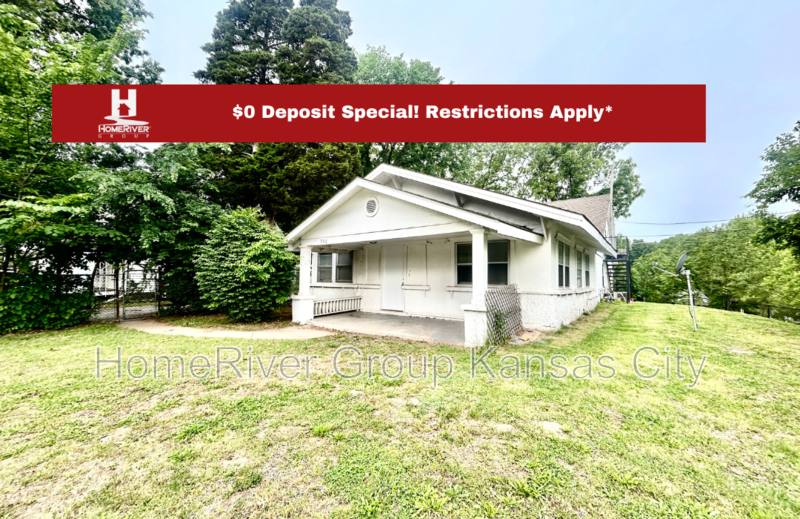 Apartment for rent at 700 S Hawthorne Ave #B, Independence, MO 64053