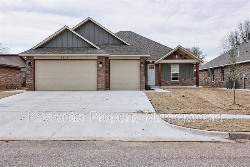 House for rent at 2609 Dalewood Place, Norman, OK 73071