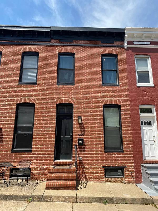 Townhouse for rent at 506 S Clinton St, Baltimore, MD 21224