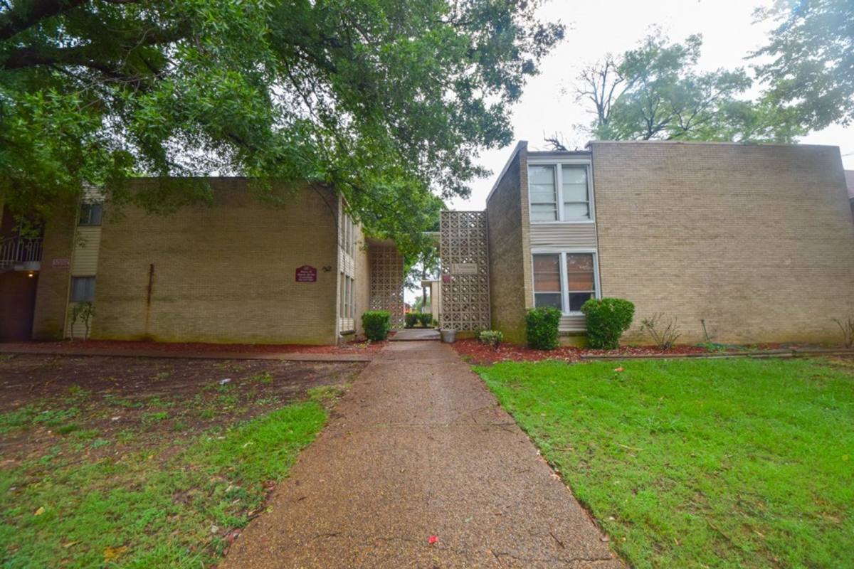 Condo for rent at 32 N Belvedere, Memphis, TN 38104