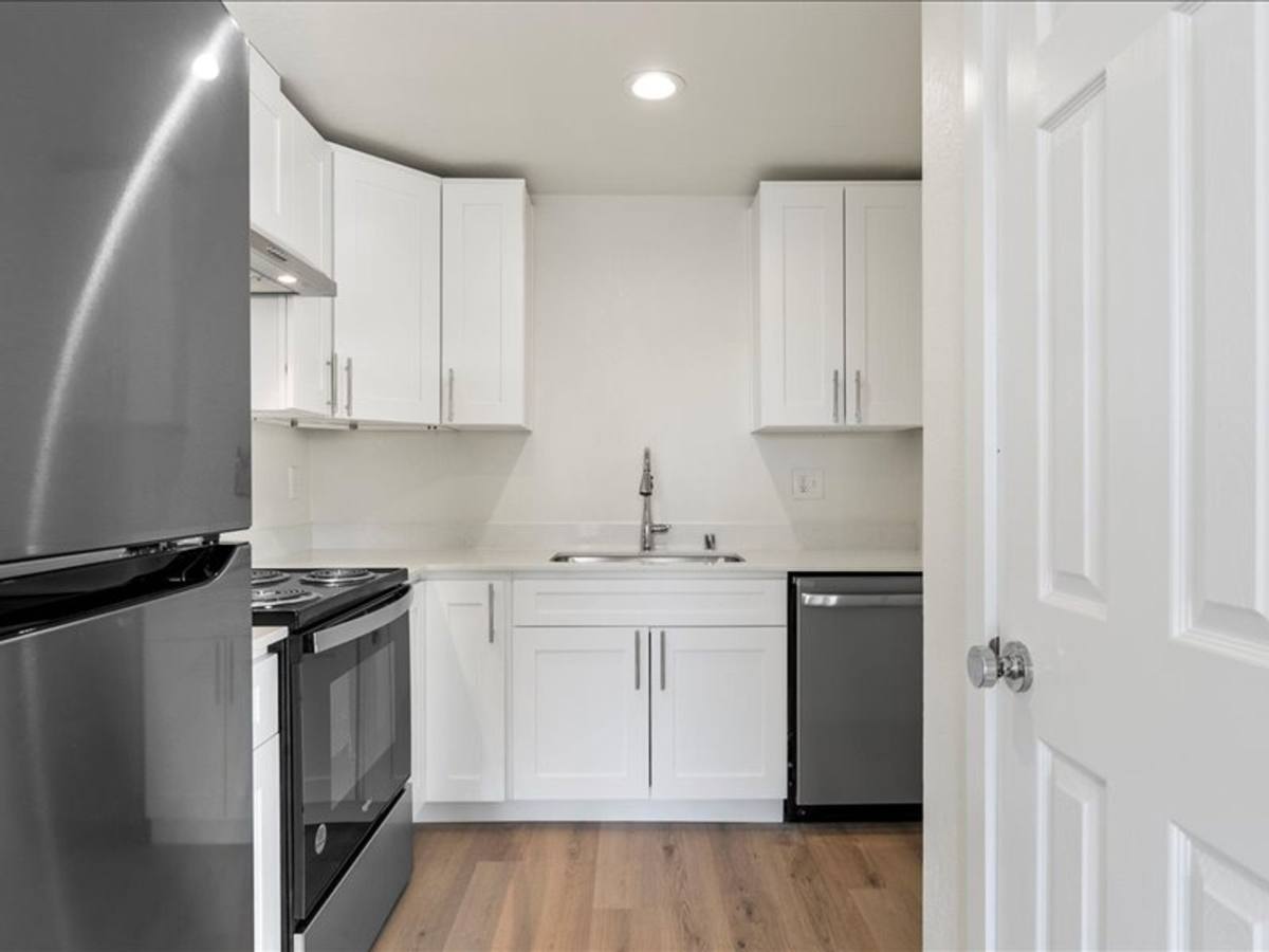 Apartment for rent at 30 N Sheppard Place, Kennewick, WA 99336