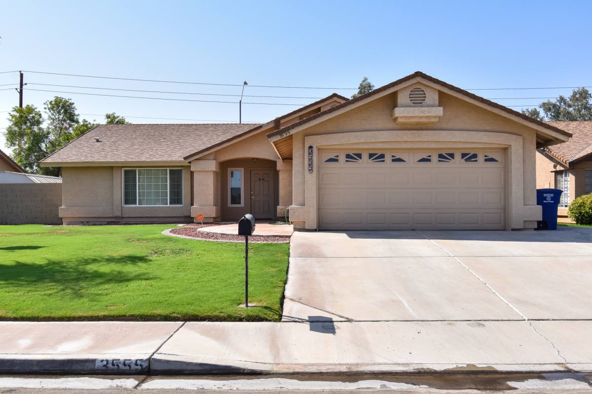 House for rent at 3555 W 15th Lane, Yuma, AZ 85364