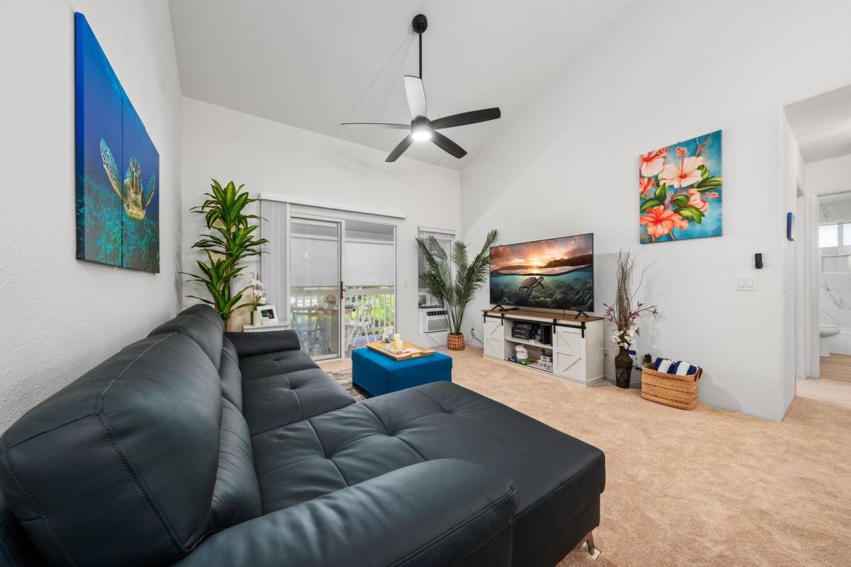 Condo for rent at 75-6081 Alii Dr, Kailua Kona, HI 96740