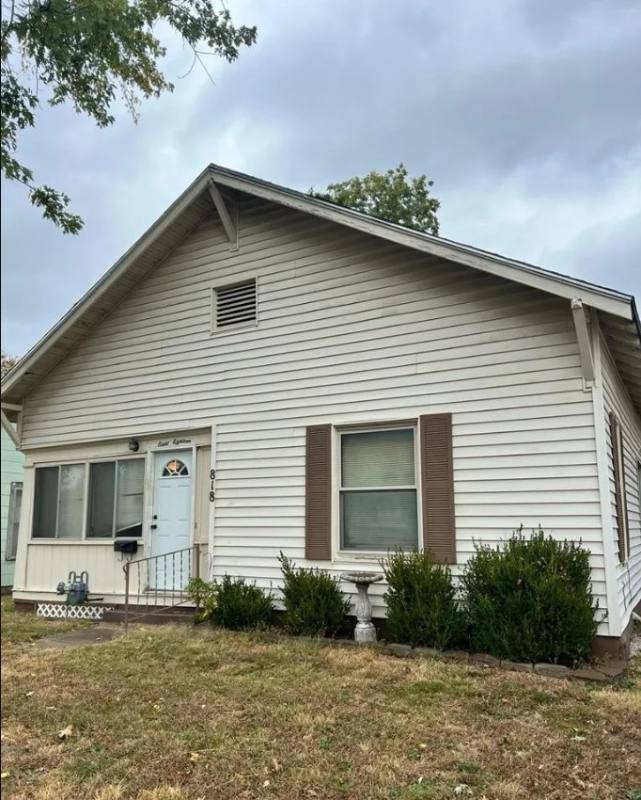 House for rent at 818 W Locust, Independence, KS 67301
