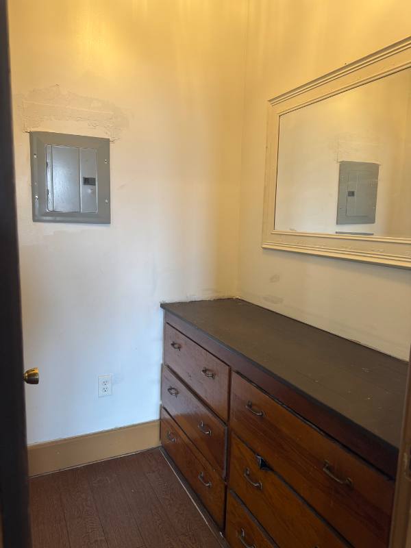 21752 Grandriver #1, Detroit, MI 48219