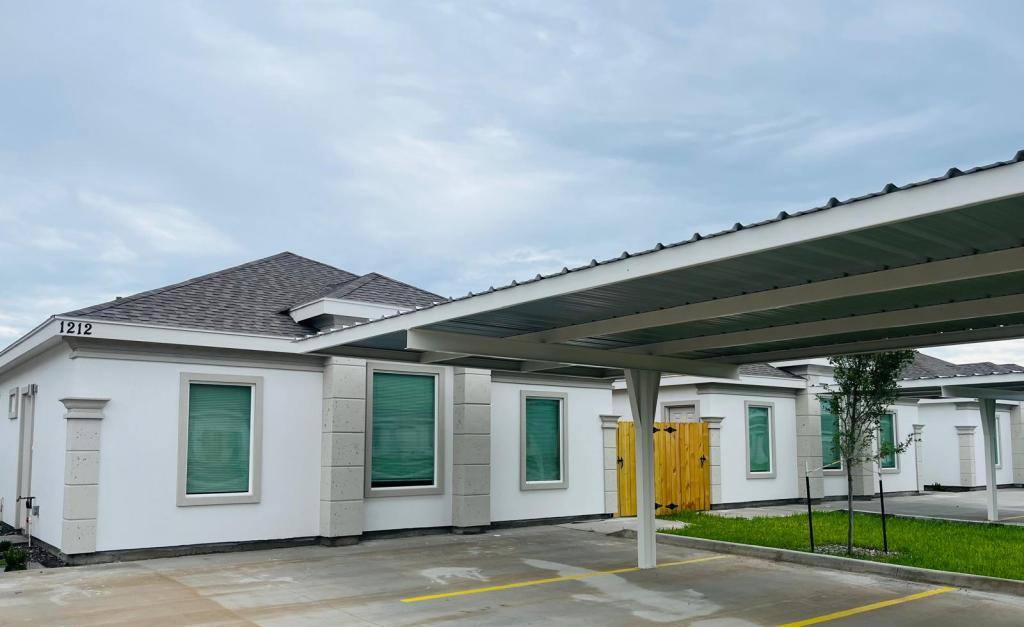 1300 Sucre Dr #1, Edinburg, TX 78541