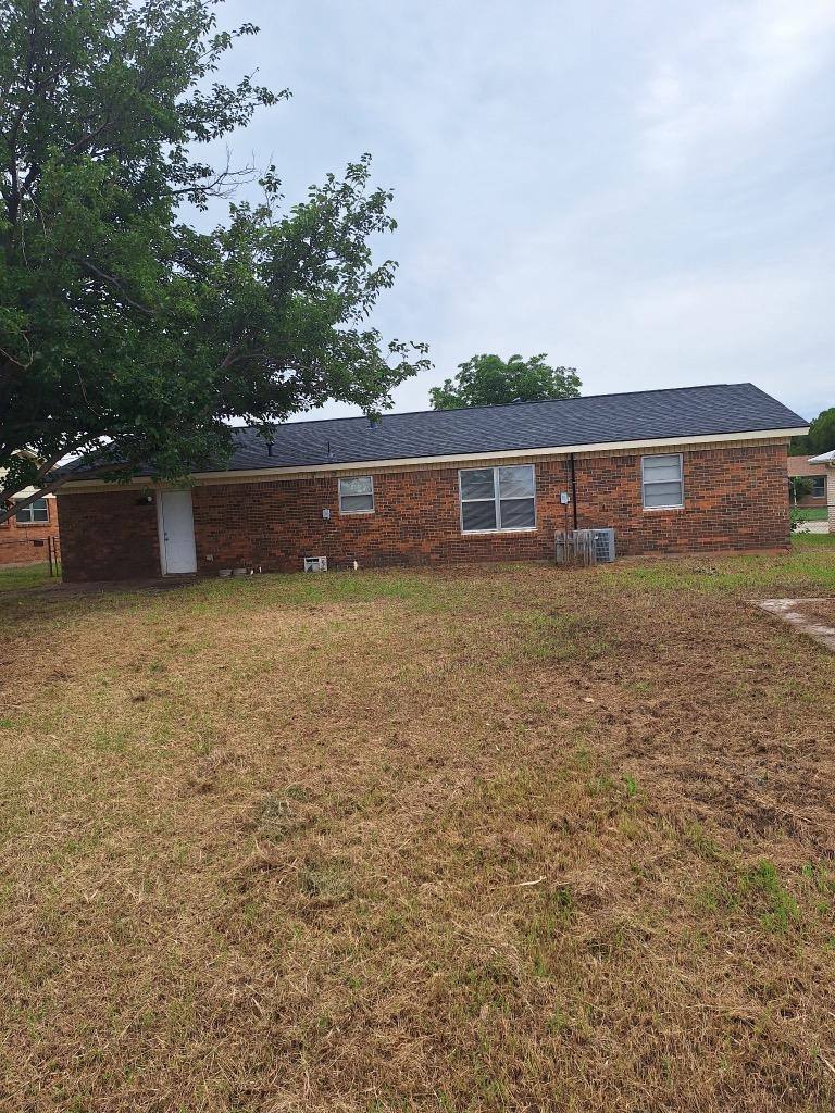 House for rent at 4006 Hooper Dr, Wichita Falls, TX 76306