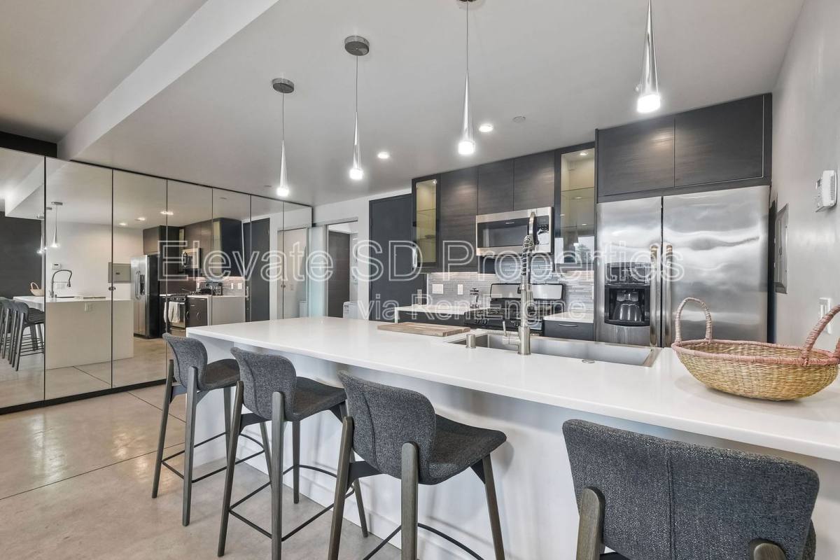 Apartment for rent at 1965 Columbia St #5, San Diego, CA 92101
