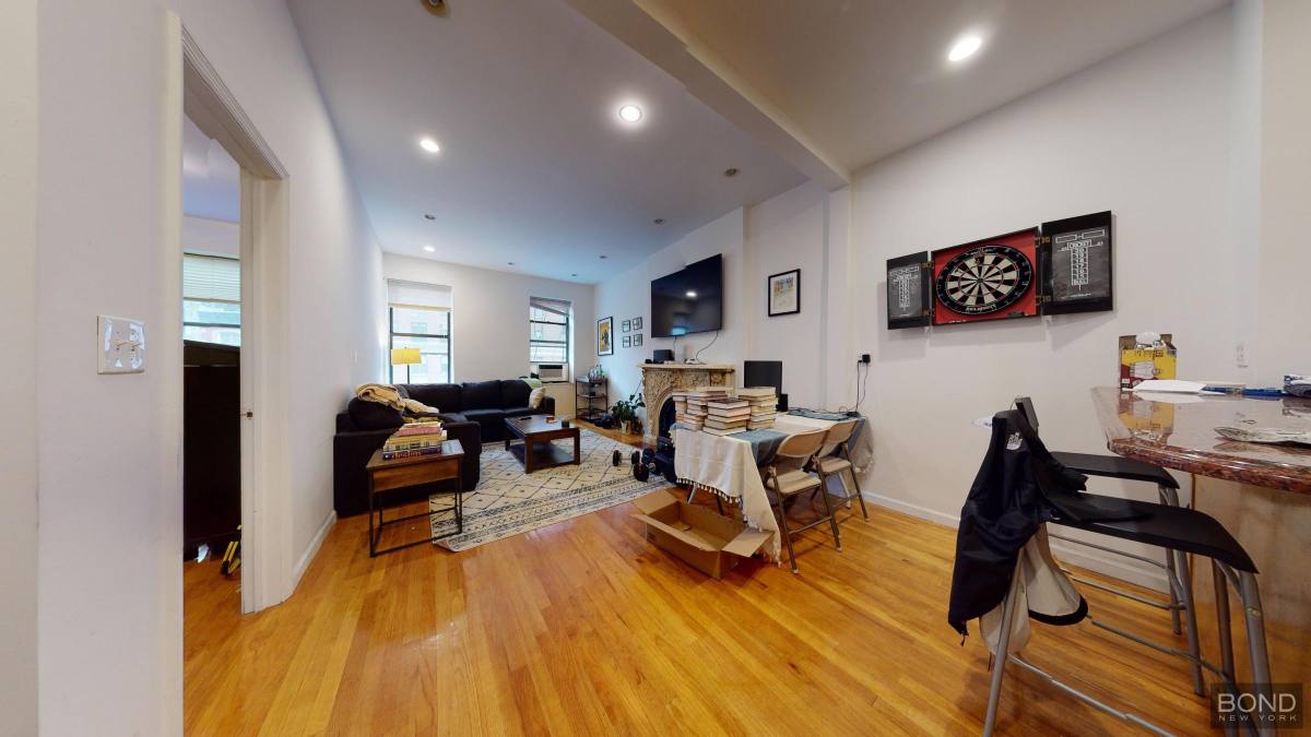 Apartment for rent at 322 Second Ave #4, New York, NY 10003