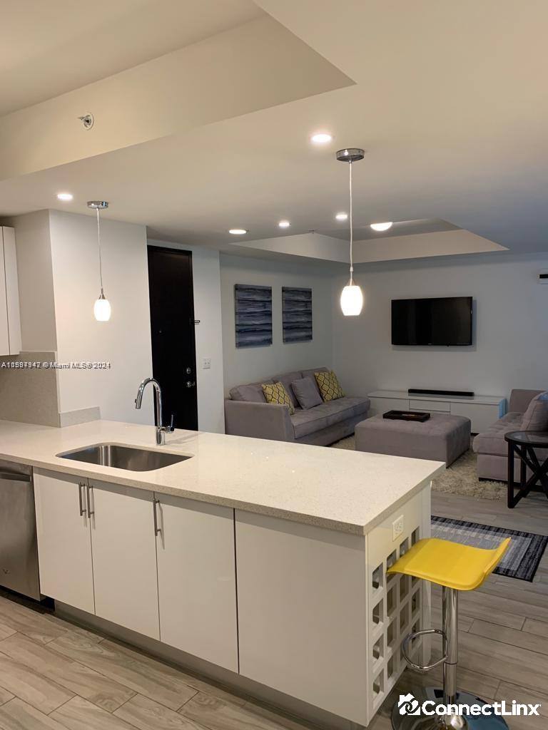 Apartment for rent at 1451 Brickell Ave #1703, Miami, FL 33131