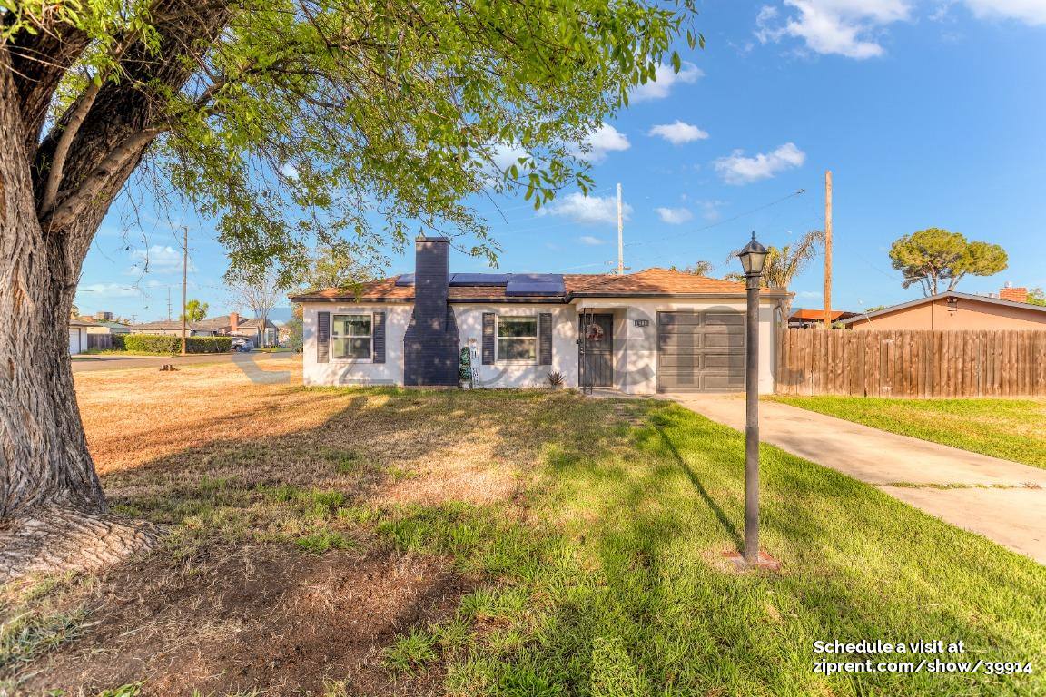 House for rent at 1900 Easy St, Hanford, CA 93230