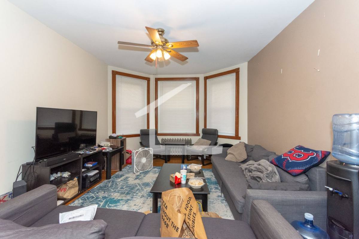 Apartment for rent at 21A Gibbs St #A1, Brookline, MA 02446