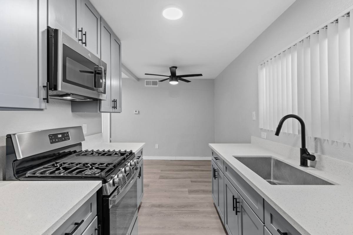 Apartment for rent at 8101 Larson Ave, Garden Grove, CA 92844