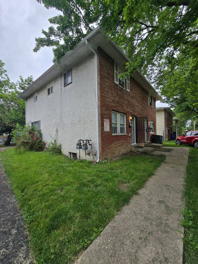 Apartment for rent at 909-911 S Weyant Ave, Columbus, OH 43206