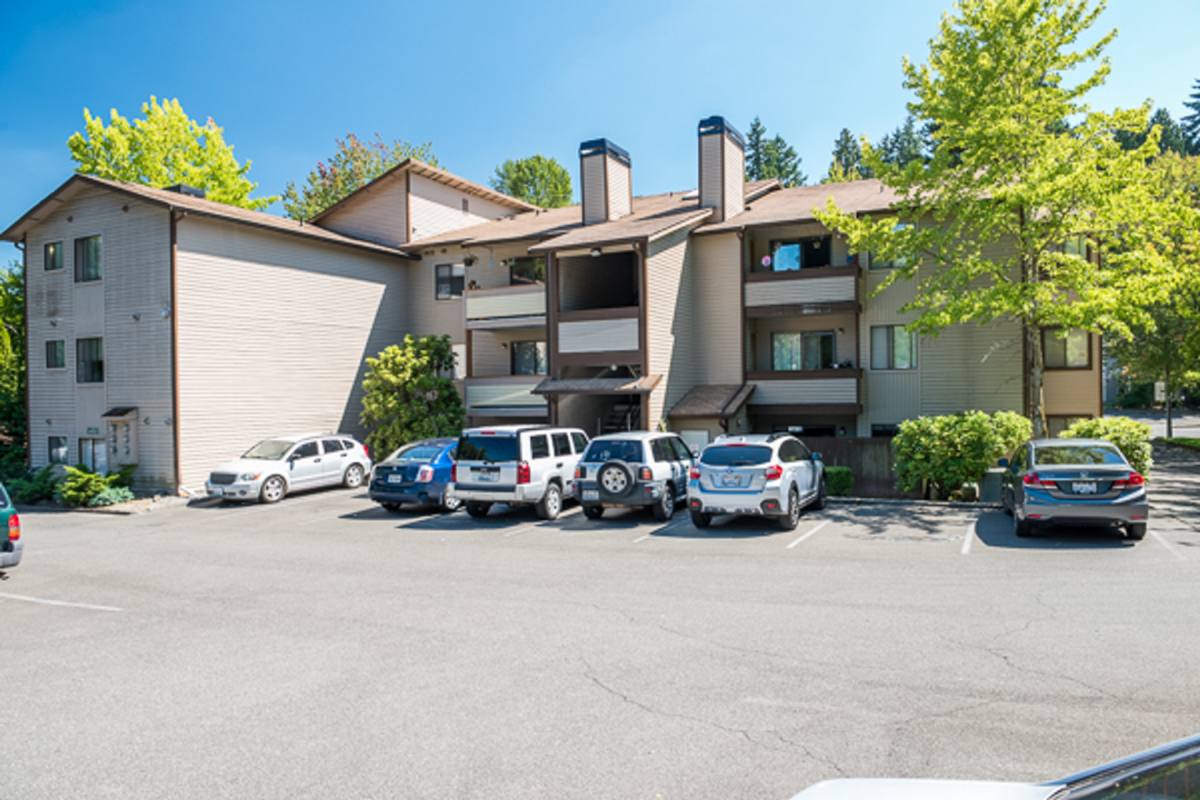 Apartment for rent at 10730 Beardslee Blvd, Bothell, WA 98011