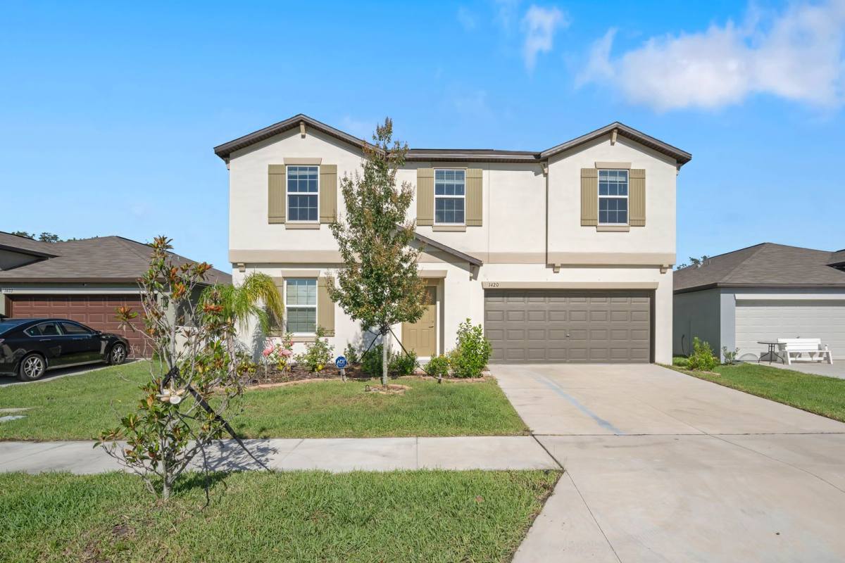 House for rent at 1420 Tahitian Sunrise Dr, Plant City, FL 33565