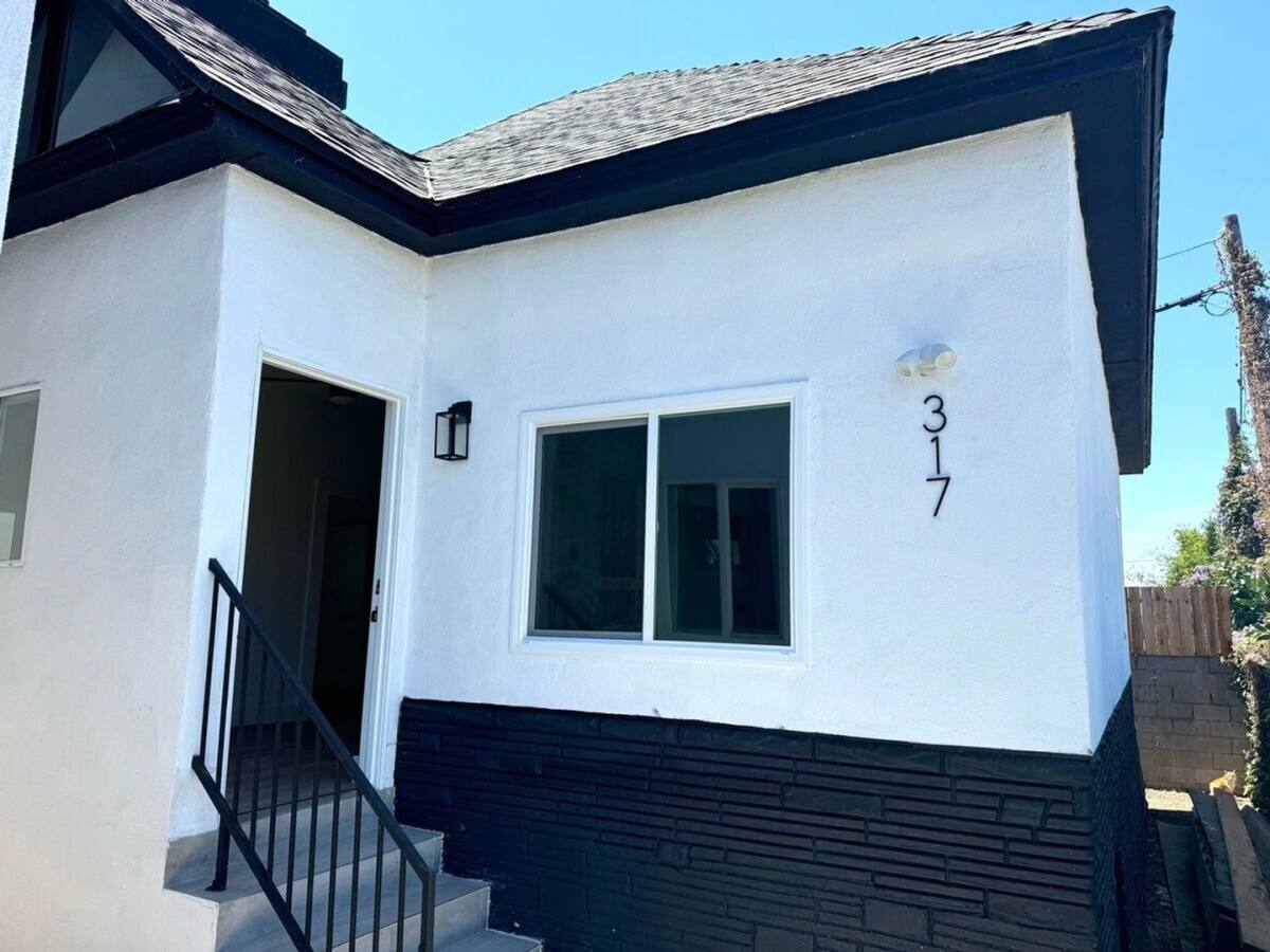 House for rent at 317 N Alvarado St, Los Angeles, CA 90026