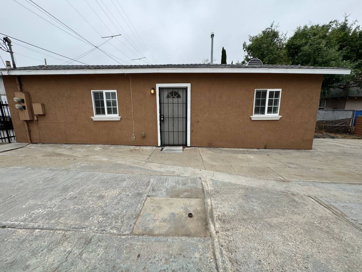 Apartment for rent at 3838 Superior St, San Diego, CA 92113