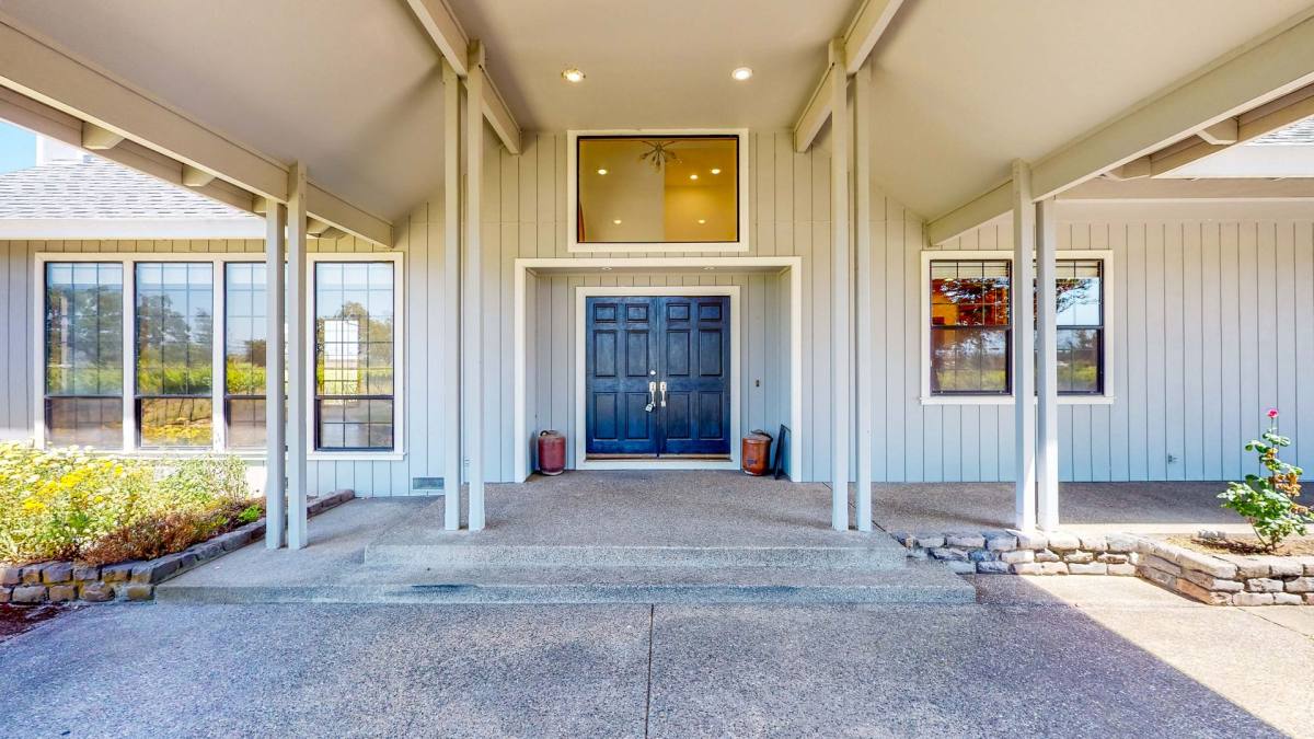 House for rent at 1990 Olivet Rd, Santa Rosa, CA 95401
