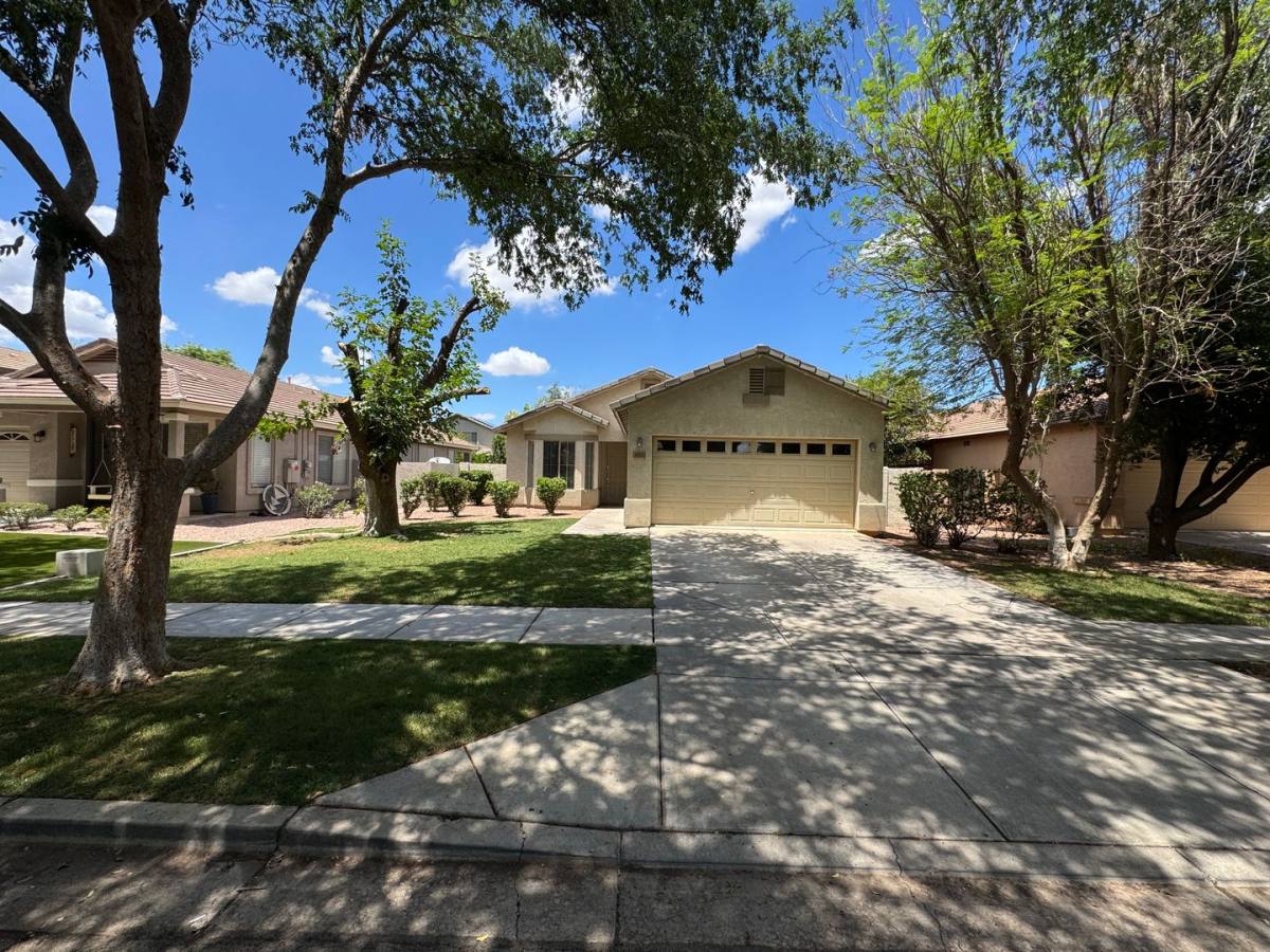 House for rent at 3652 E Bruce Ave, Gilbert, AZ 85234
