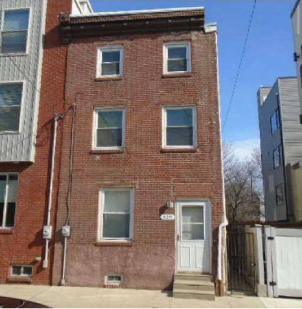 House for rent at 329 Thompson St, Philadelphia, PA 19122