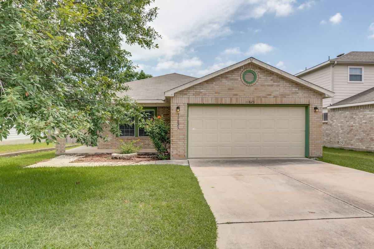 House for rent at 11823 Oak Water, San Antonio, TX 78249