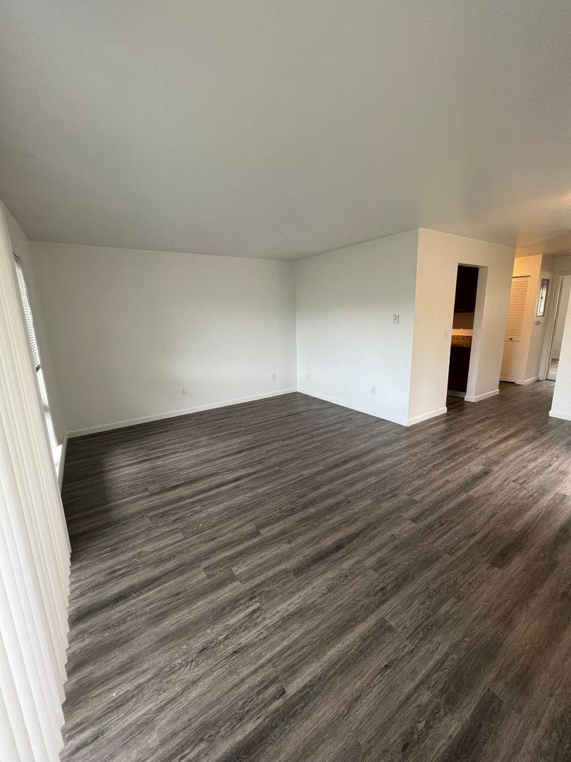 Apartment for rent at 2834 15th Ave W, Seattle, WA 98119