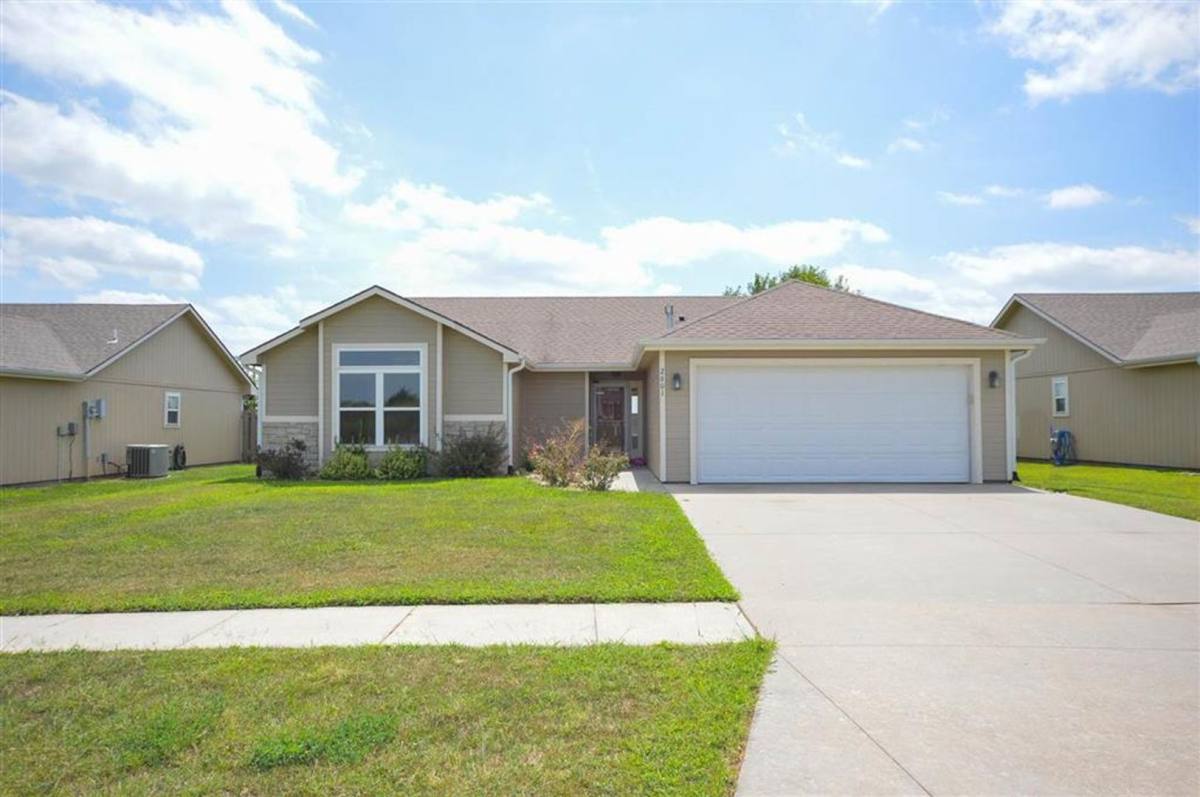 House for rent at 2601 Harrier Dr, Junction City, KS 66441