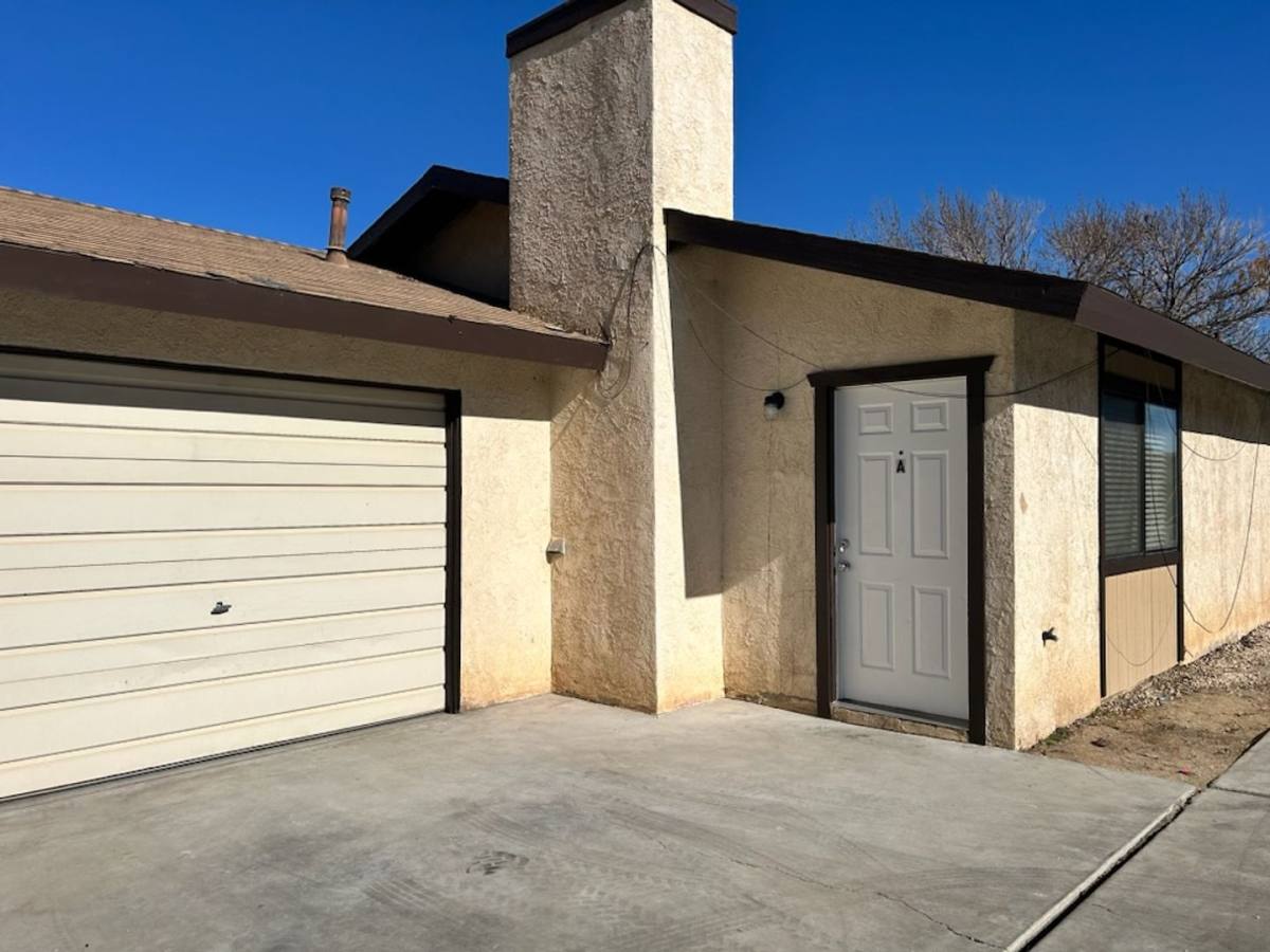 Apartment for rent at 429 S Sunset St, Ridgecrest, CA 93555