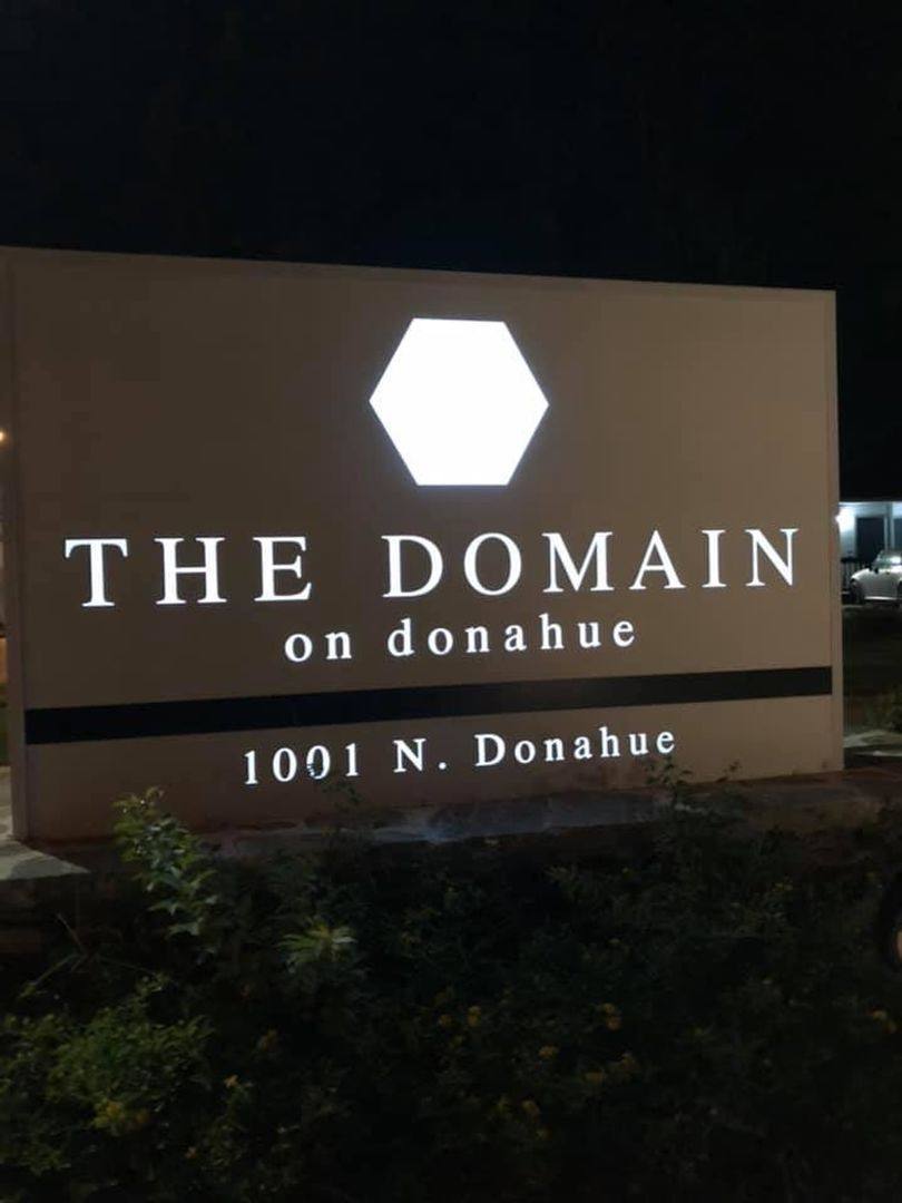 Apartment for rent at 1001 N Donahue Dr, Auburn, AL 36832