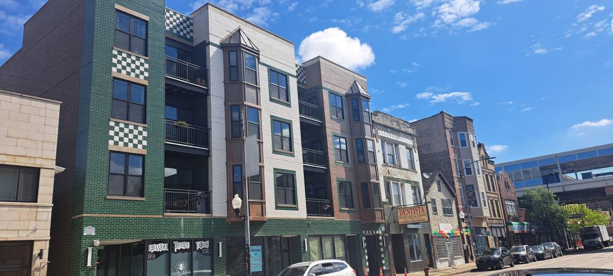 Apartment for rent at 1730-34 W 18th St, Chicago, IL 60608