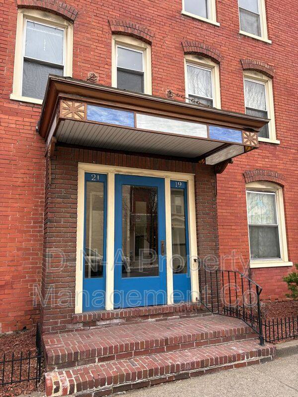 Apartment for rent at 19 S Seventh St #C, Stroudsburg, PA 18360