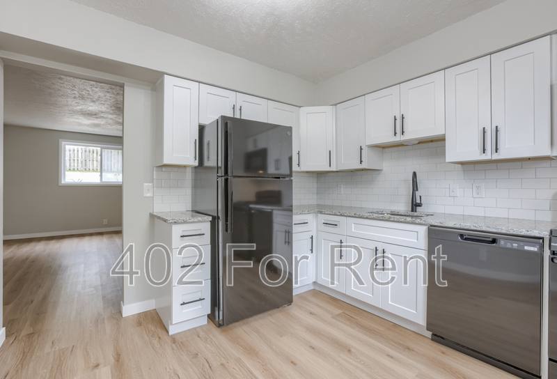 Apartment for rent at 4713 Davenport St #5, Omaha, NE 68132