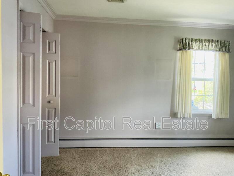House for rent at 286 N Walnut St, Spring Grove, PA 17362