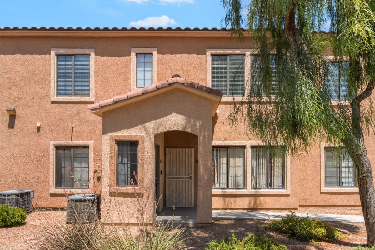 Condo for rent at 2131 Hussium Hills St, Las Vegas, NV 89108